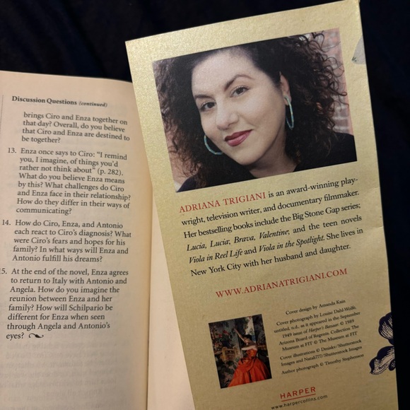 Adriana Trigiani Book Set - Very Valentine & The Shoemaker’s Wife Novel Duo - Picture 15 of 16